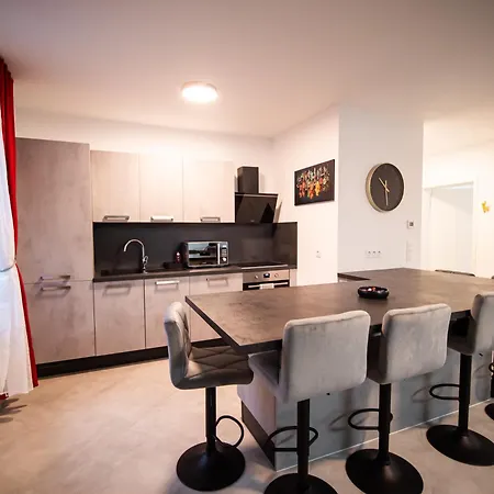 Apartment Adalia Yutz